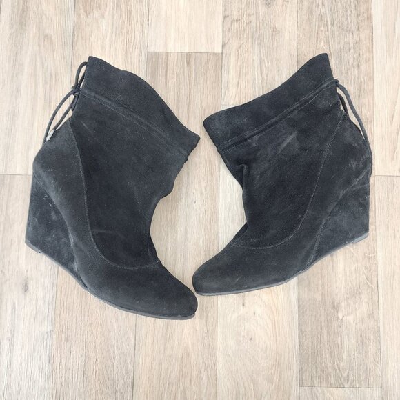 BCBGeneration Women's Size 10 Black Suede Sock‎ Boot Wedge Heel Pull On Booties - Picture 1 of 8